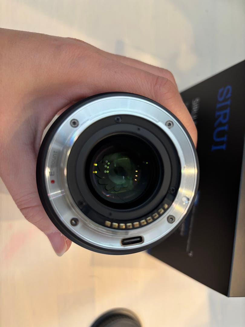 SIRUI Sniper Series 33mm F1.2 レンズ　APS-C