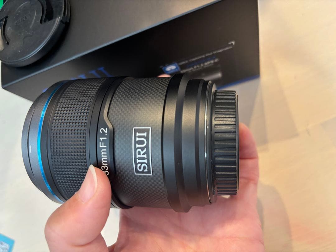 SIRUI Sniper Series 33mm F1.2 レンズ　APS-C