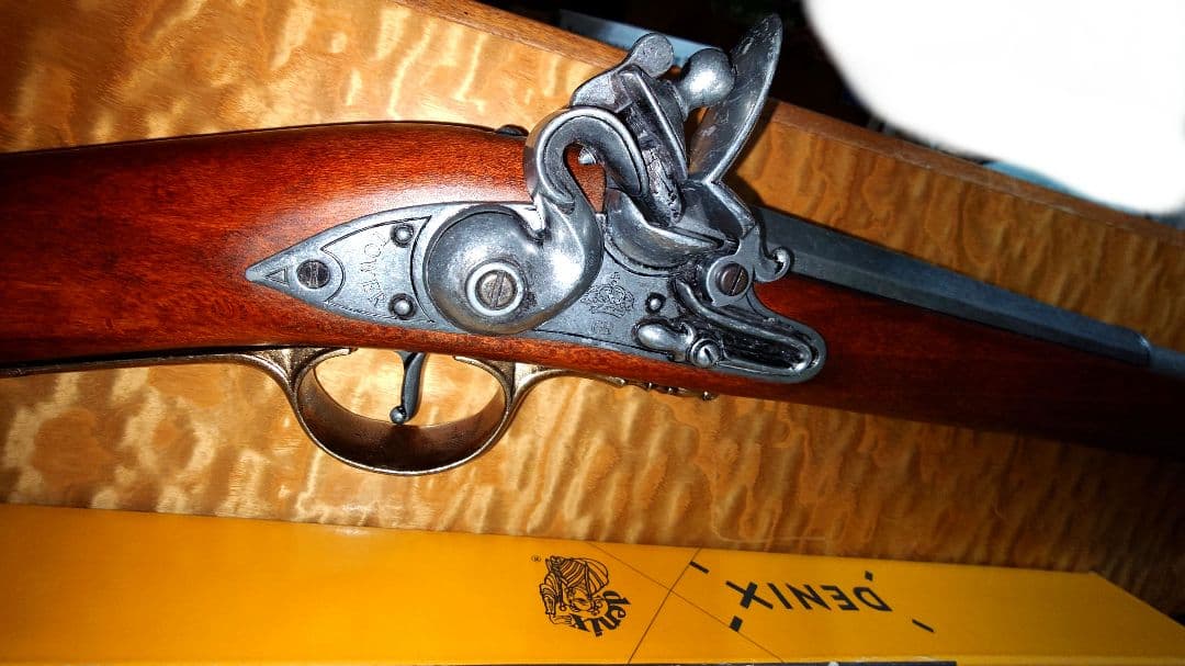 ブラウン・ベス【DENIX】マスケット銃　観賞用モデルガン