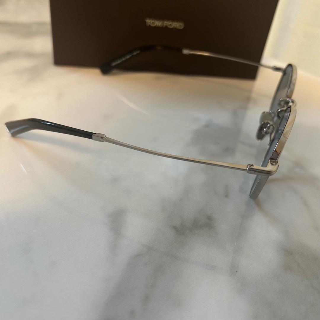 【美品】TOM FORD サングラス ブルー　シルバーメタルフレーム　男女兼用