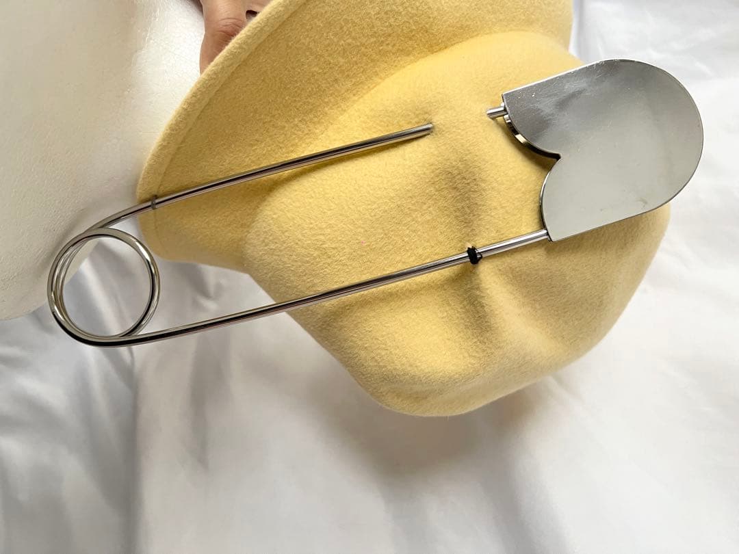 JACQUES LE CORRE ウールハット　デカい安全ピン付き