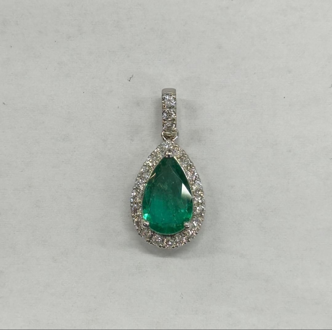 期間限定価格★3.1ct★エメラルド0.50ctダイヤペンダントネックレストップ