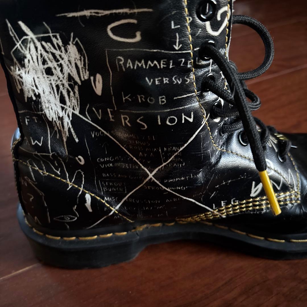 Dr. Martens バスキアコラボ 8ホール