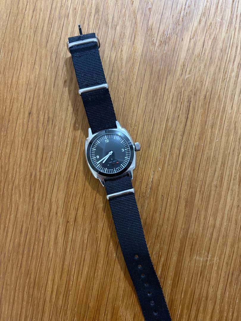 vague watch co. makers コラボ　時計