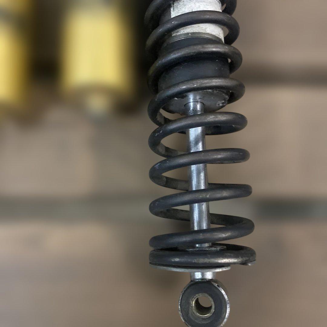 オーリンズ　リアサス 旧車　カスタム　ゴキ　ザリ　CBX 400 GS