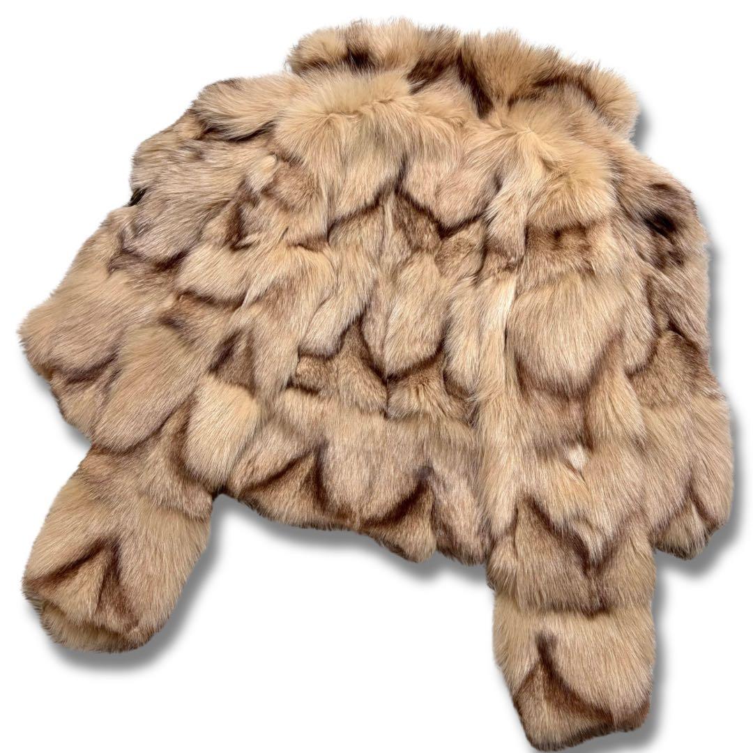 美品/近代モデル✨染めフォックス クロップド丈 リアルファーコート 毛並み◎