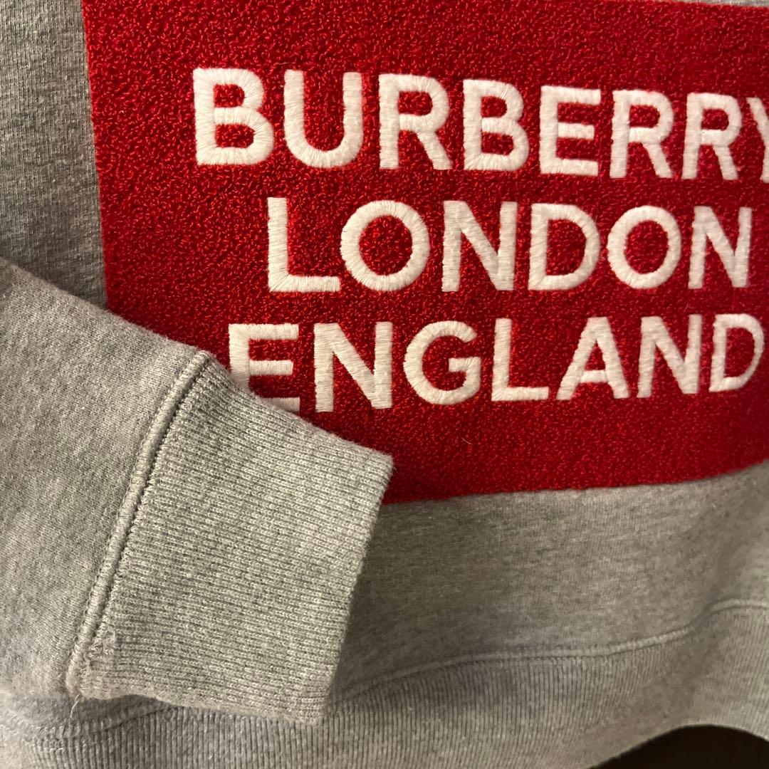 バーバリー　ロンドン　Burberry 3Y トレーナー