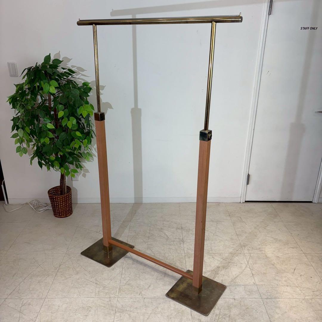ハンガーラック　真鍮　木　店舗什器　アパレル