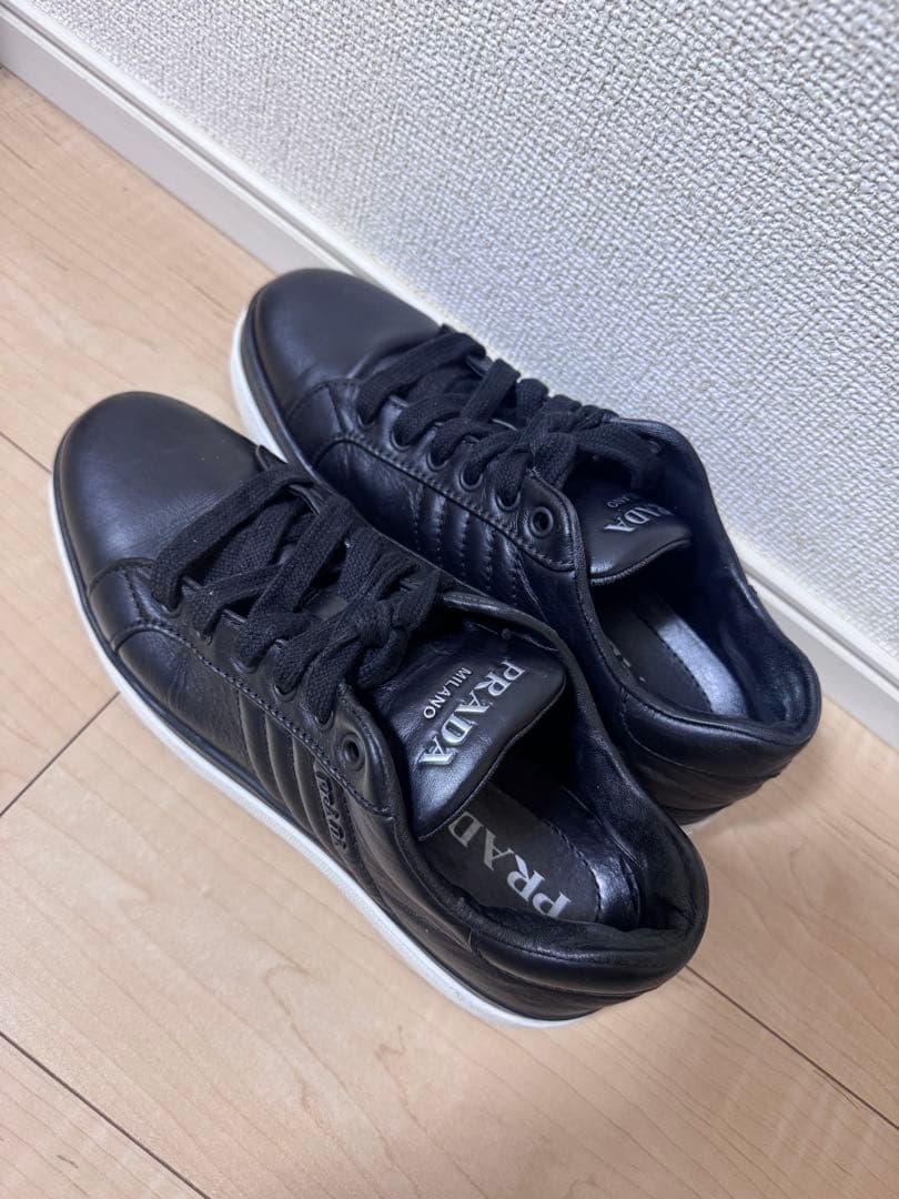 PRADA スニーカー