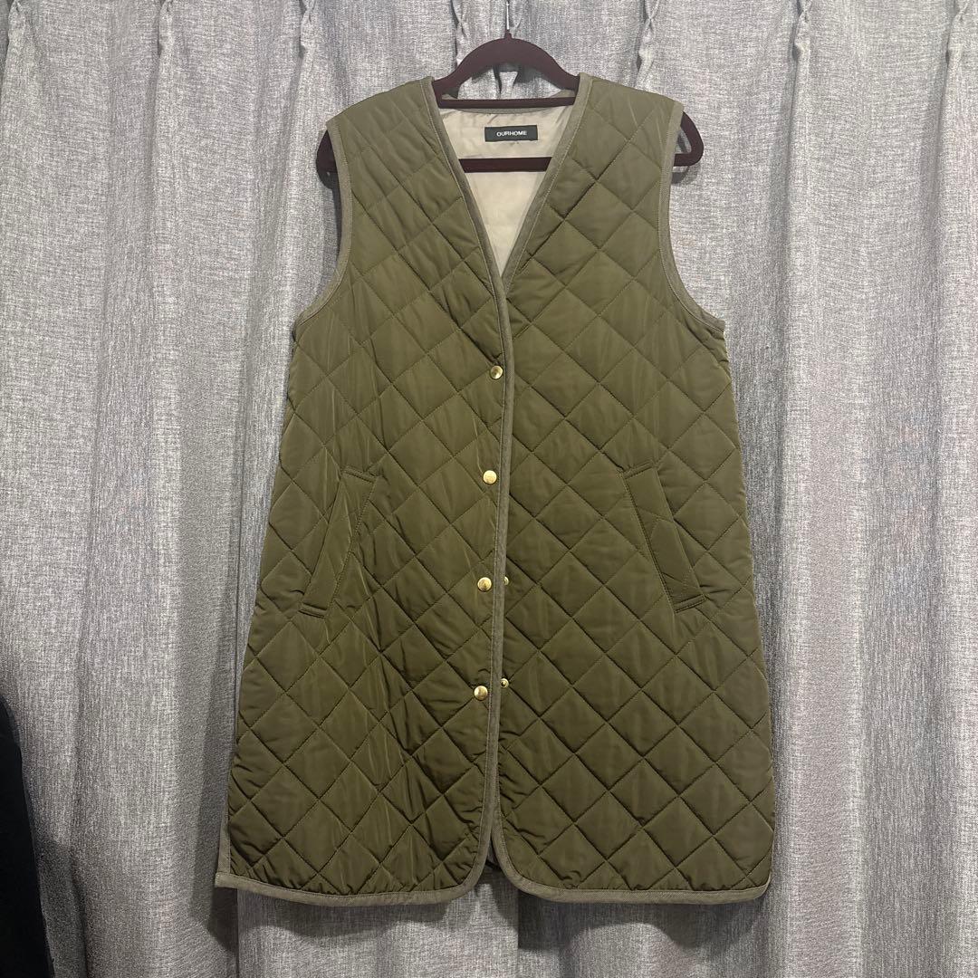 our ロング丈のキルティングベスト