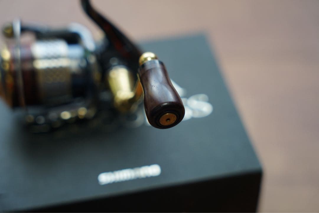 リール SHIMANO 10 STELLA C2000HGS