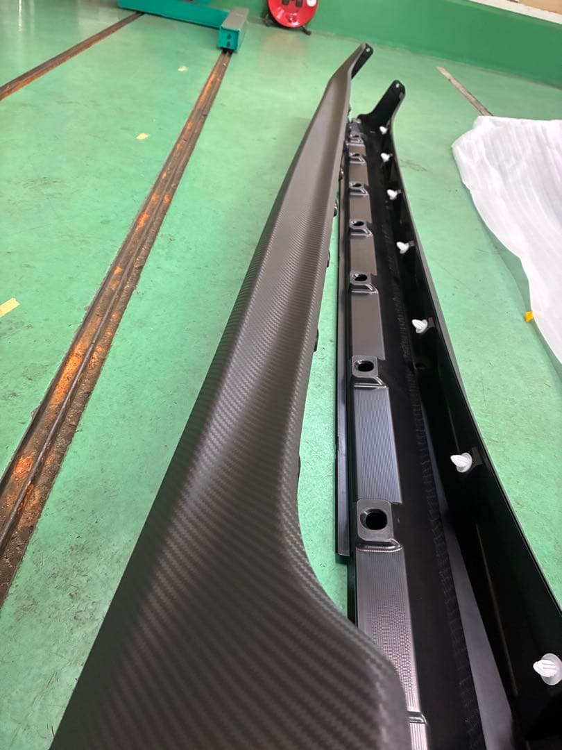 スイフトスポーツ　ZC33S 新車外しサイドスポイラー