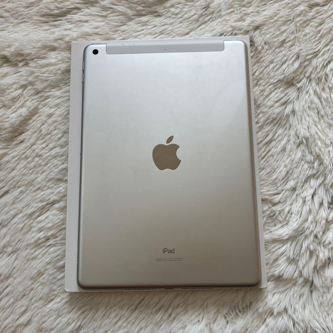 【完動品】iPad 第7世代 32GB SIMフリー 【すぐ発送】【付属品】