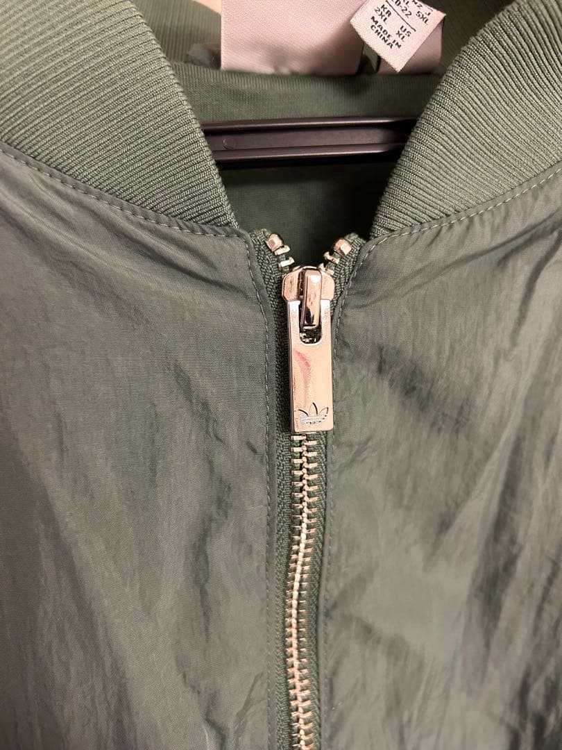 adidas 正規品 ボンバージャケット ma-1 ほぼMサイズ2024購入