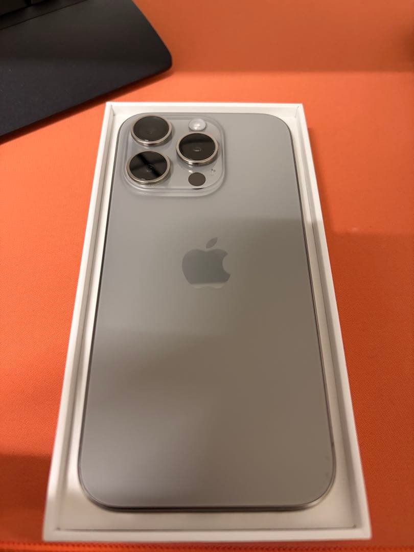 スマートフォン本体 Apple iPhone 15 pro