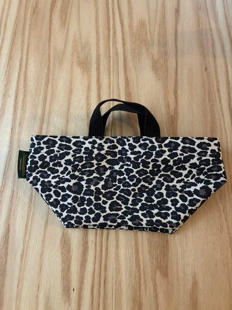 エルベシャプリエ パンサーブラン　トート