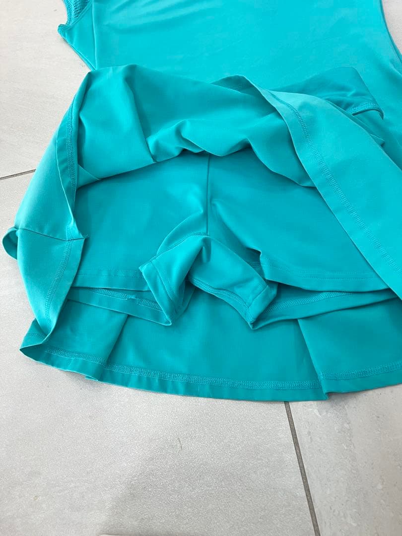 海外adidasテニスウェアセット売り