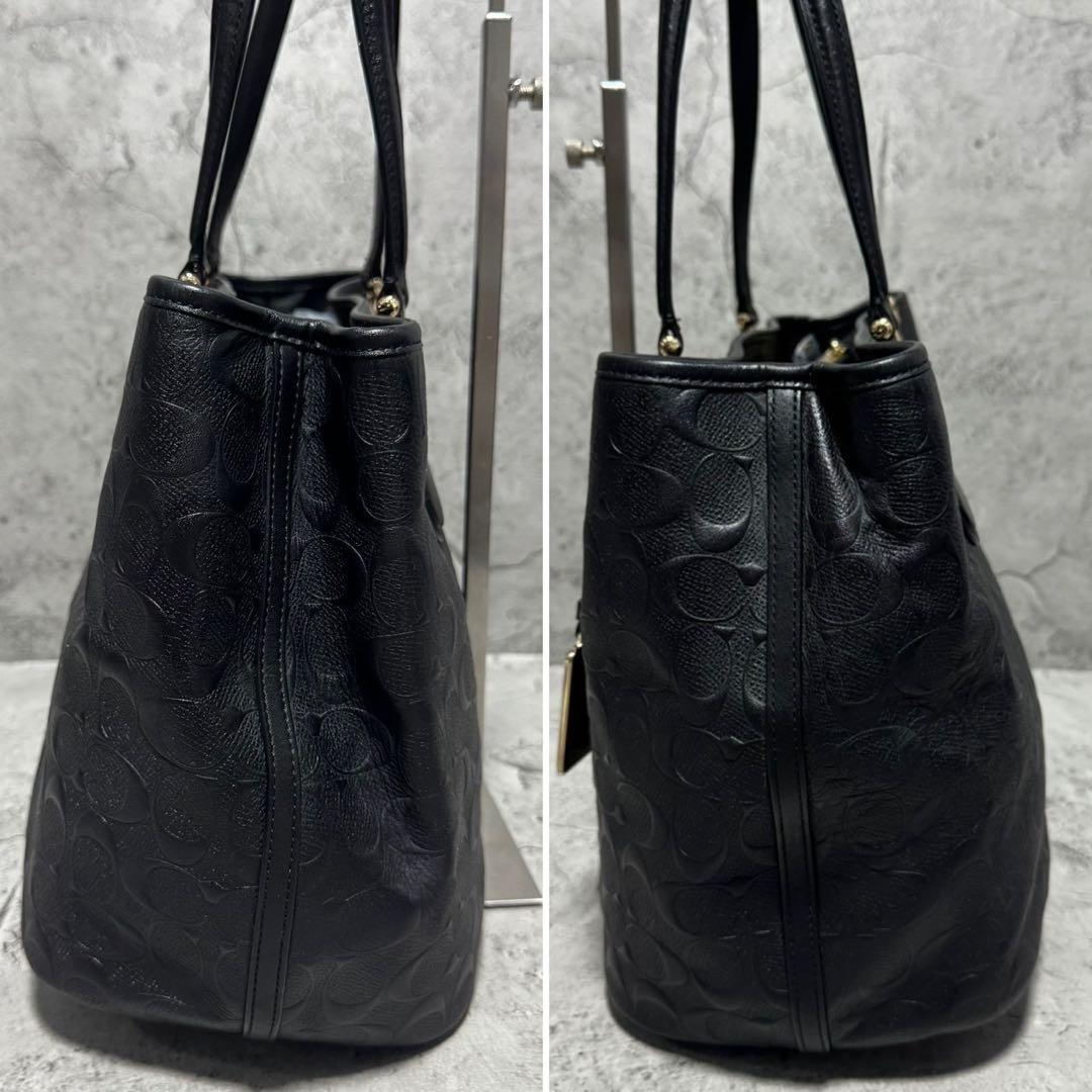 極美品✨️A4可 コーチ トートバッグ エンボス加工 チャーム レザー 黒