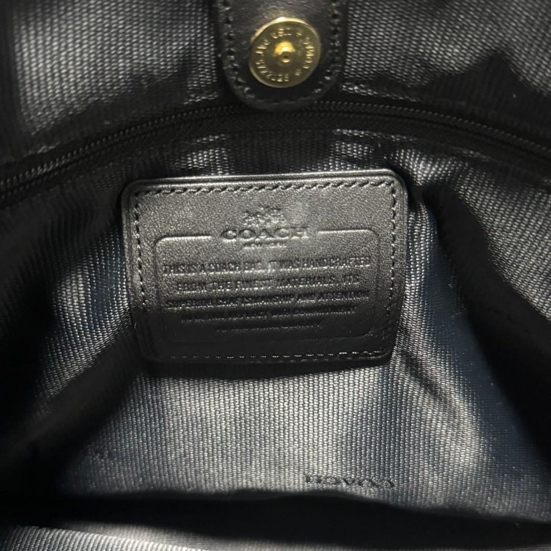 極美品✨️A4可 コーチ トートバッグ エンボス加工 チャーム レザー 黒
