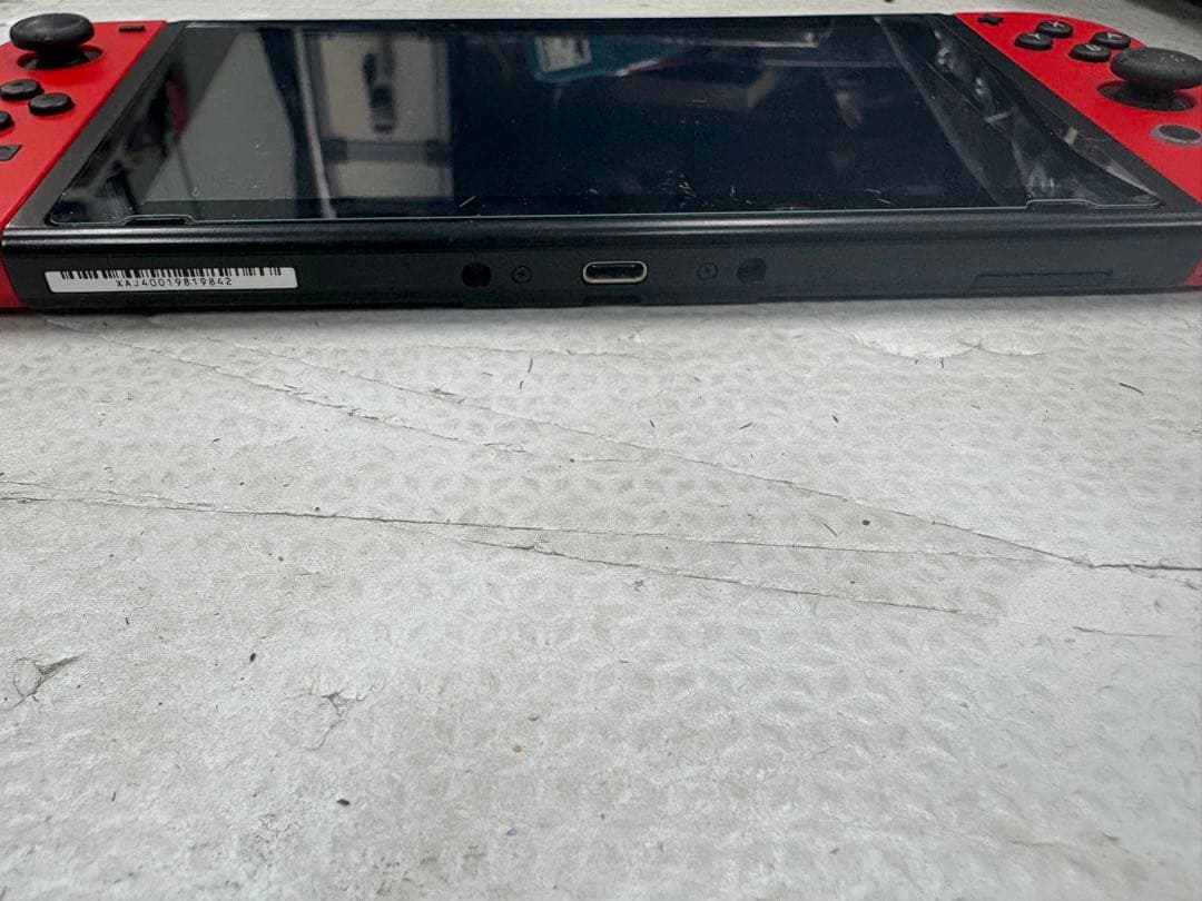 Nintendo Switch 本体　JICON（スーパーマリオオデッセイ）