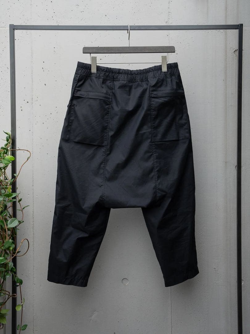 パンツ Luxe-Cotton Sarouel Cropped Pants