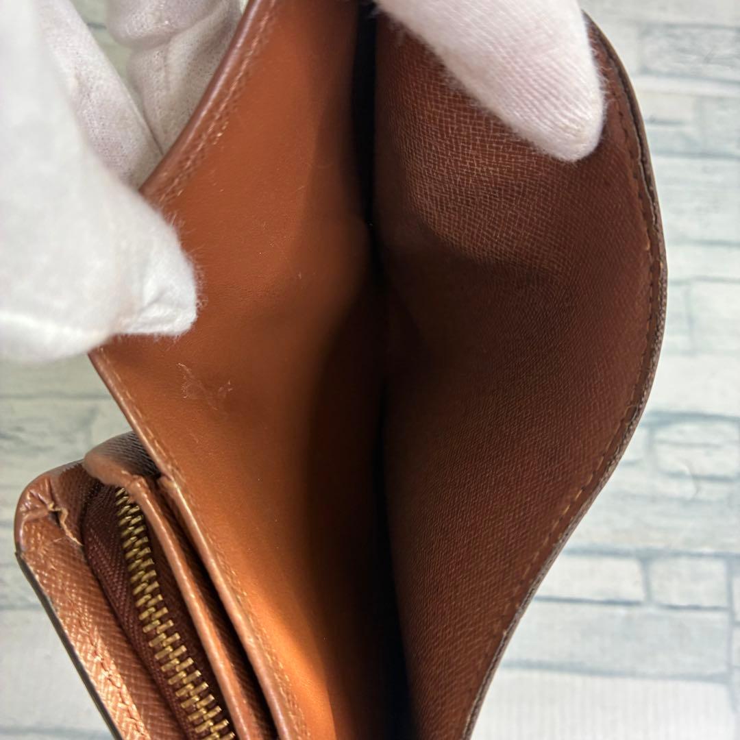 美品　50 LOUIS VUITTON ルイヴィトン　モノグラム　二つ折りul7