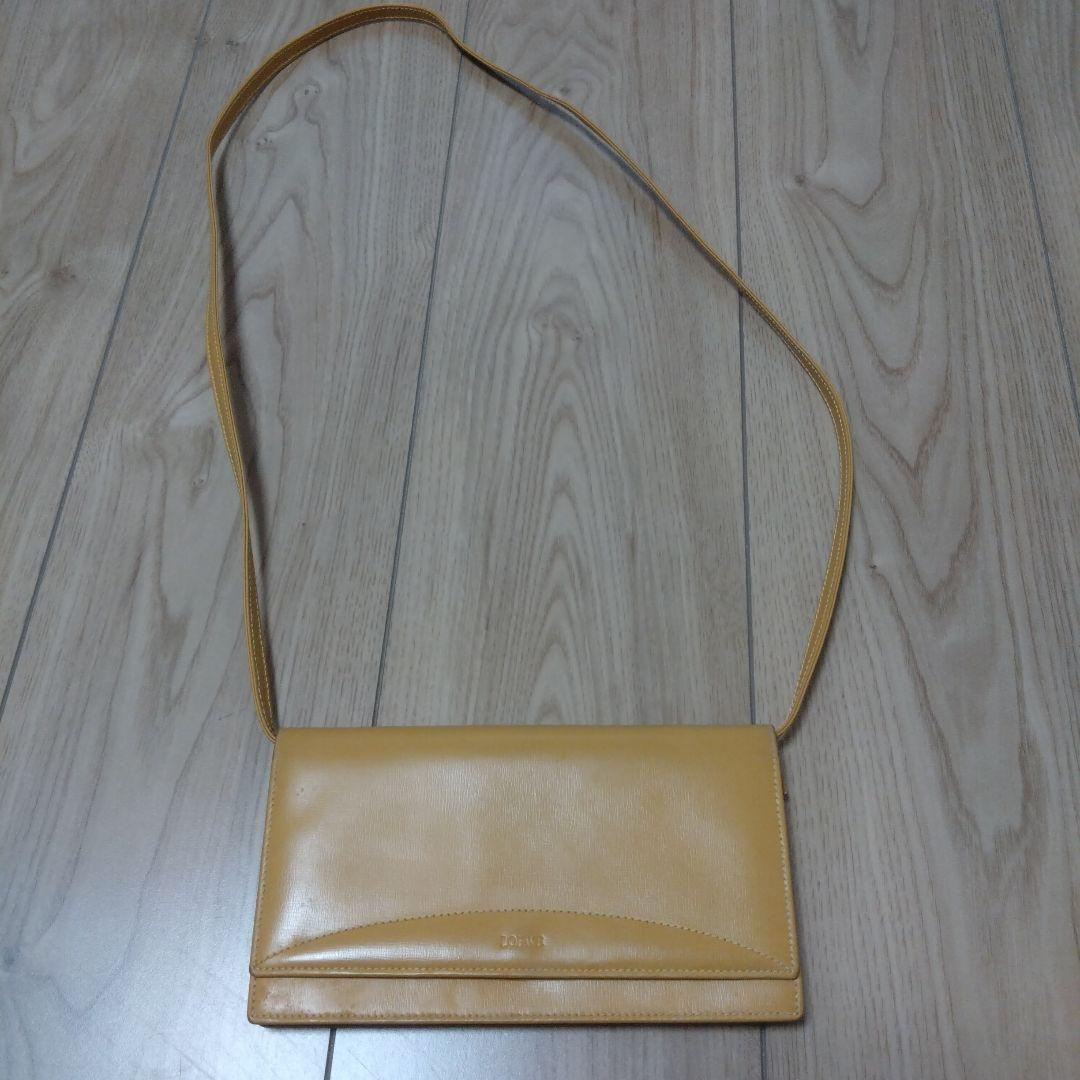 LOEWE イエロー 長財布 スナップボタン式