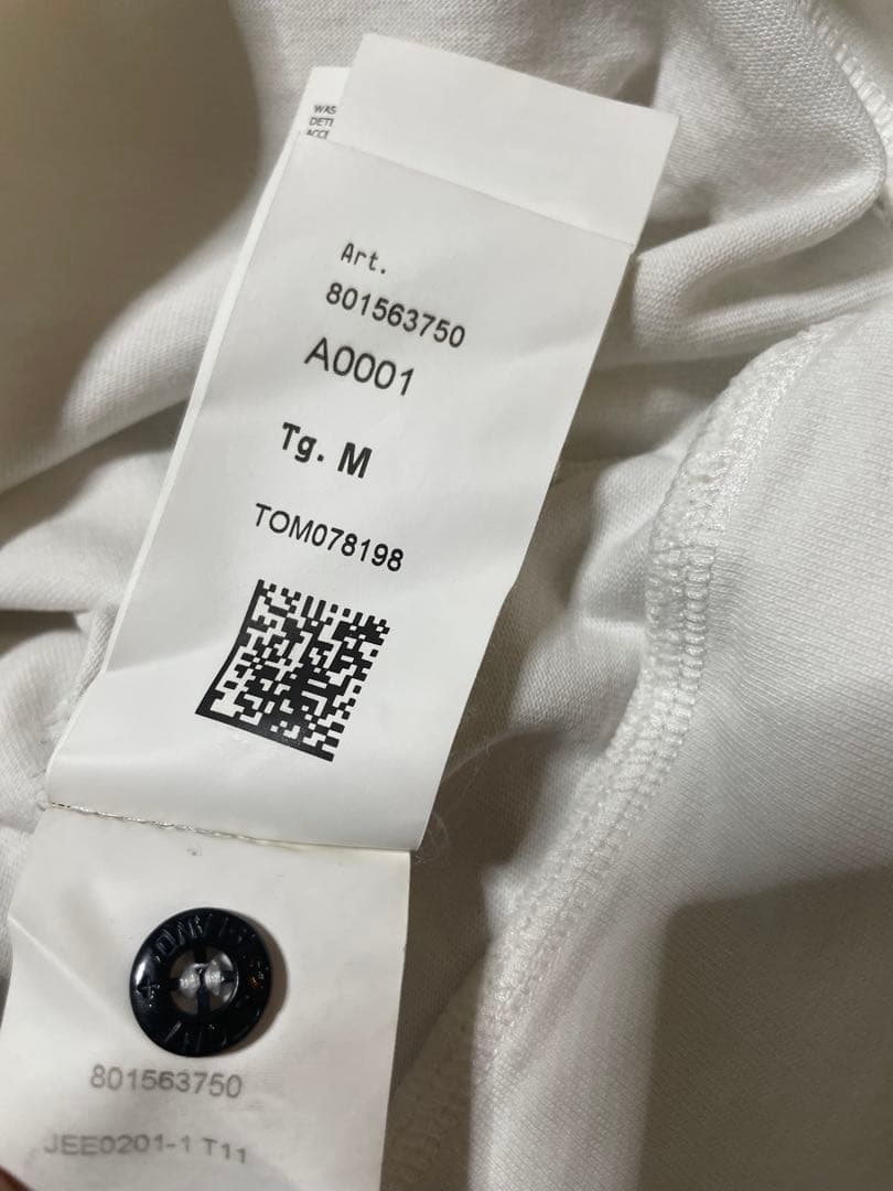 ホワイト 長袖カットソー 袖ボタン付き　STONE