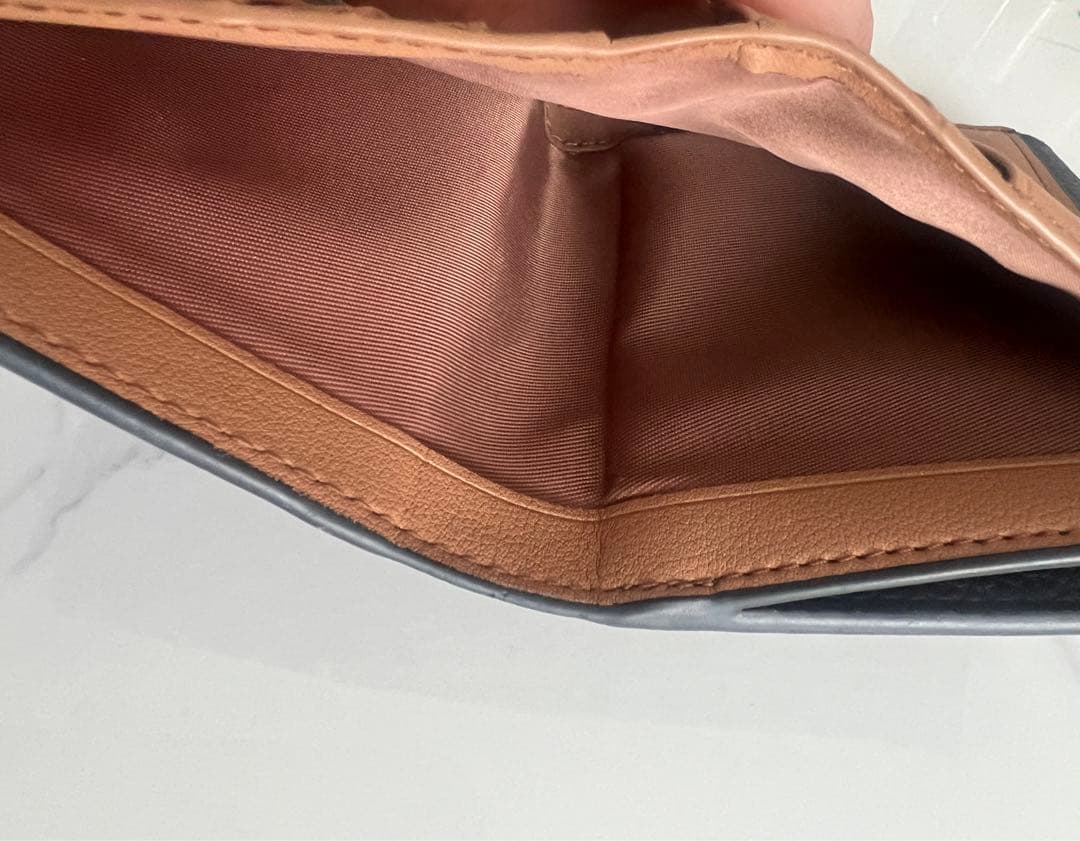 COACH コーチシグネチャー 折財布　美品♪