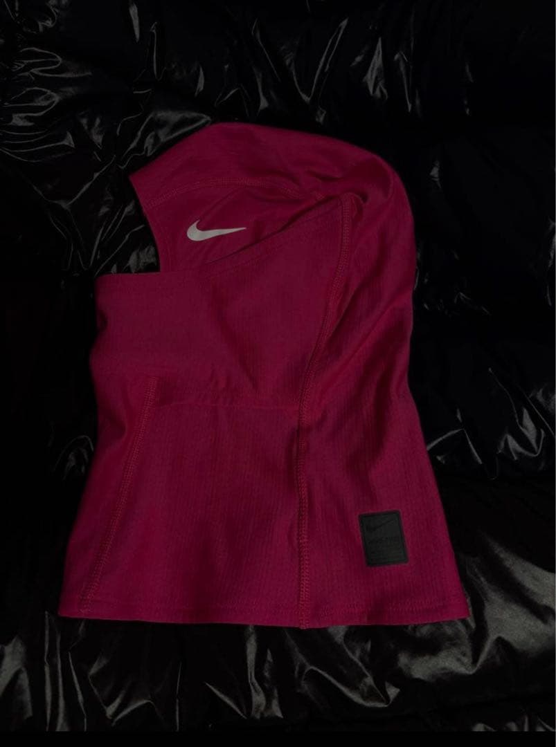 Nike Pro Therma-FIT フットボールフード／バラクラバ