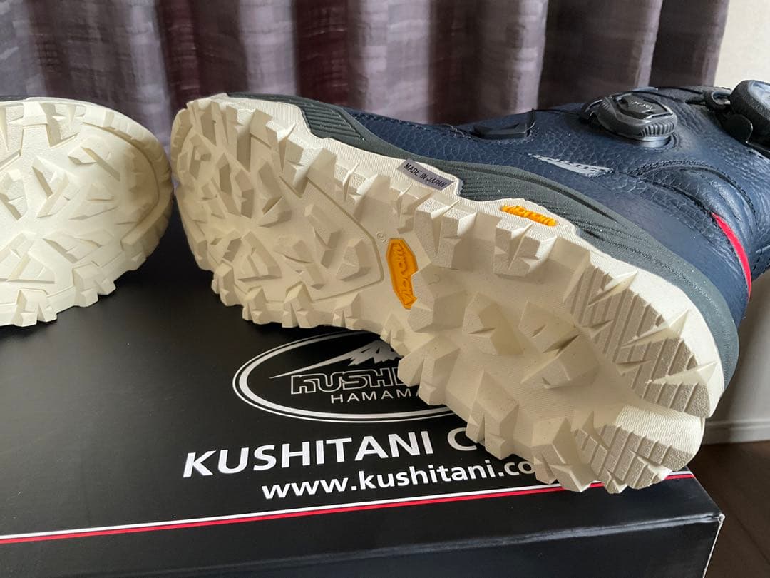 クシタニ ガルドブーツ ネイビー 25cm