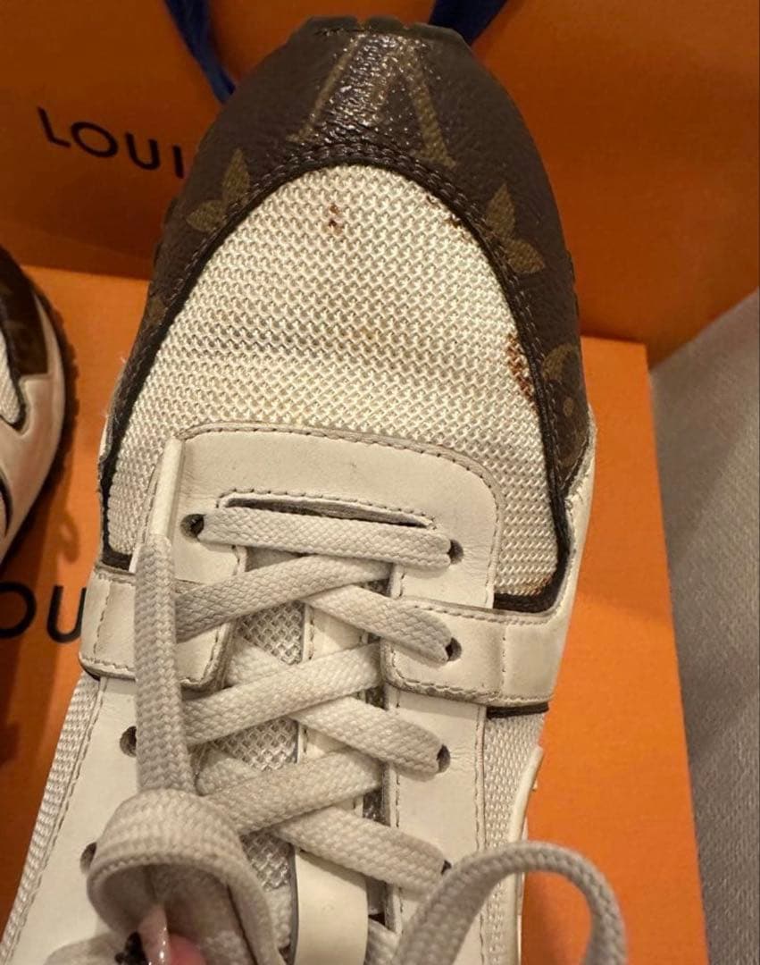 ルイ・ヴィトン ランアウェイ　スニーカー　1A4XNG