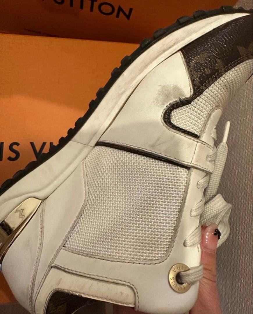 ルイ・ヴィトン ランアウェイ　スニーカー　1A4XNG