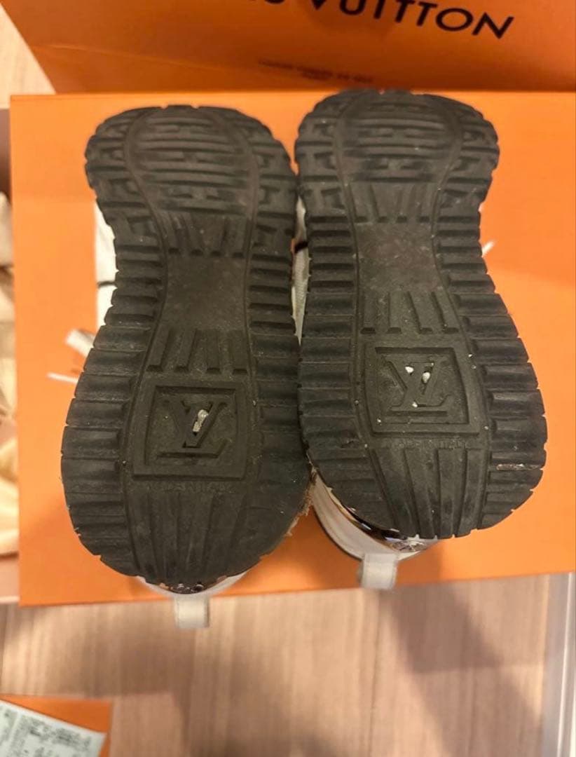 ルイ・ヴィトン ランアウェイ　スニーカー　1A4XNG