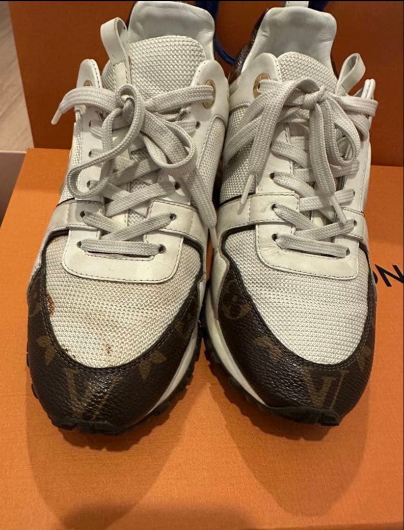 ルイ・ヴィトン ランアウェイ　スニーカー　1A4XNG