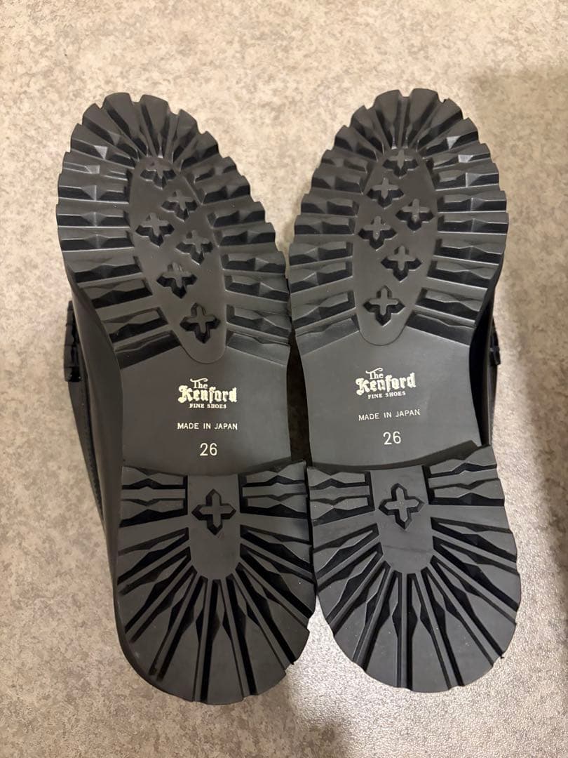 The Kenford Fineshoeタンクソールキルトタッセル ローファー