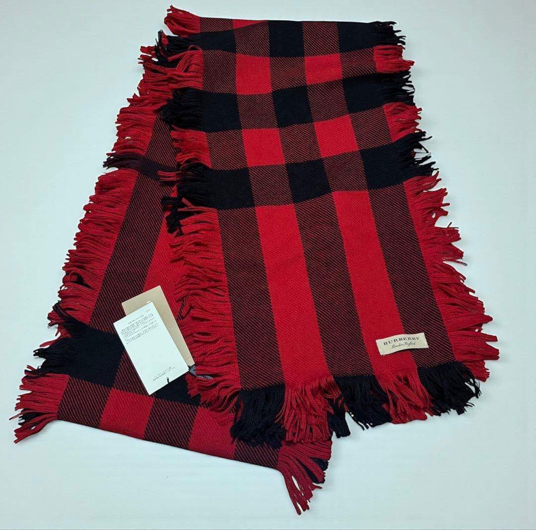 未使用　タグ付き　バーバリー　マフラー　ロング　フリンジ　赤　黒　チェック