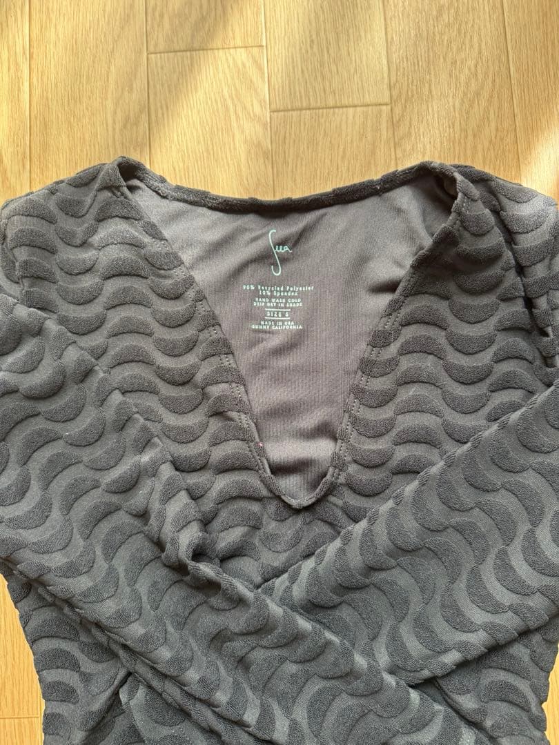 最終お値下げ9/30まで　新品未使用⭐︎seea ワンピース水着　sサイズ