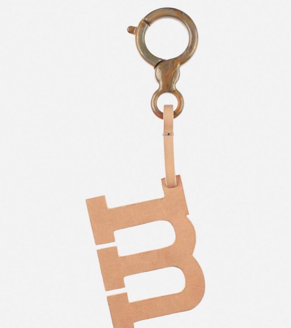 新品ま未使用　マリメッコ チャーム　ロゴ　ウニッコトート