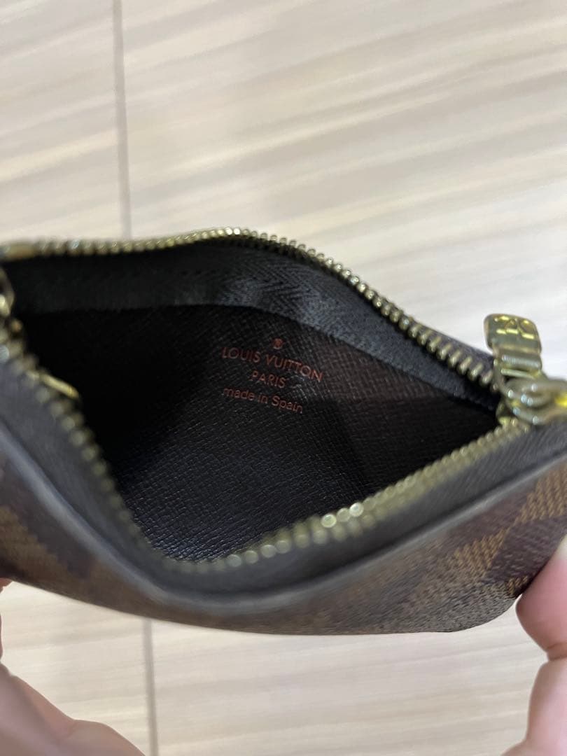 ルイ・ヴィトン ダミエ キーケース カラビナ付き