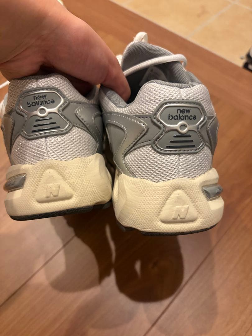 New BalanceML725CDシルバー/グレー スニーカー