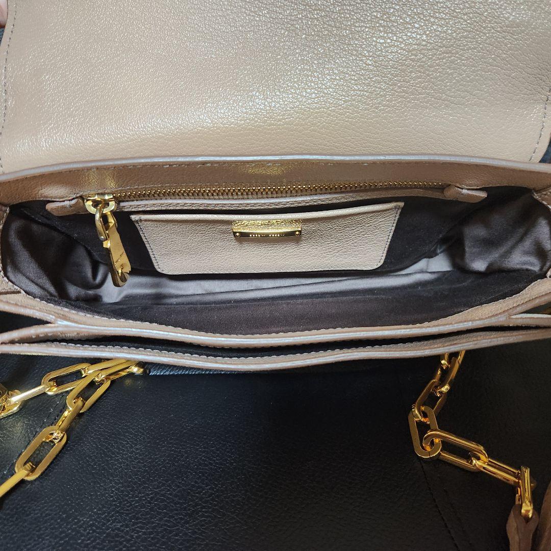 miu miu　ショルダー　チェーン　バッグ