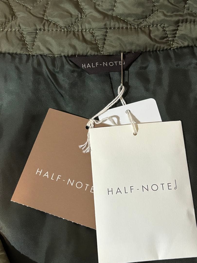 新品未使用☆HALF-NOTE♩のオリーブ色 キルティングベスト