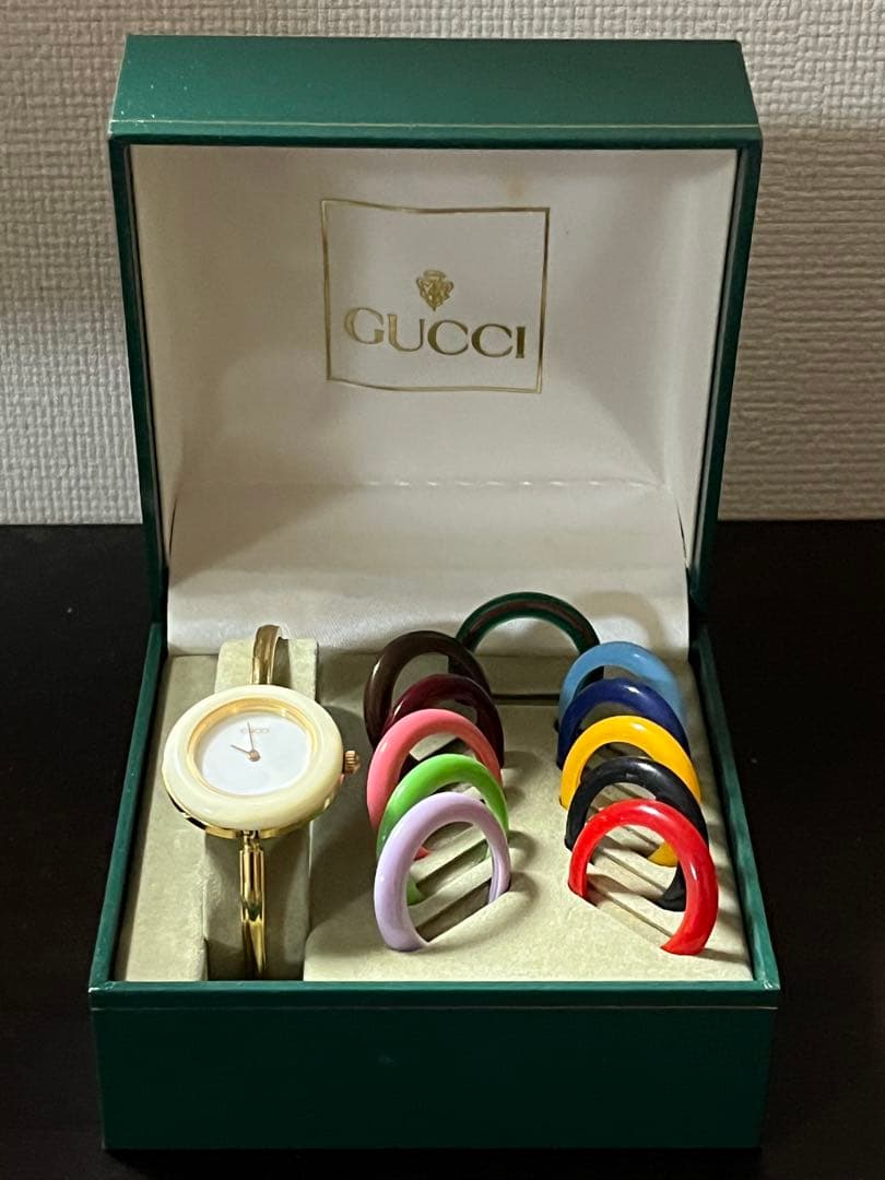 【完備品/保証書付き】GUCCI チェンジベゼル　11/12.2 クォーツ腕時計