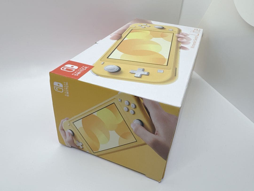 ★未使用品★極美品Nintendo Switch Light【2024年製造】