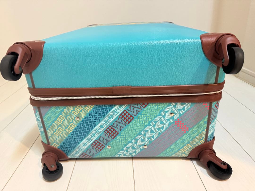 AULANI アウラニ　ディズニー　ミッキー キャリーケース