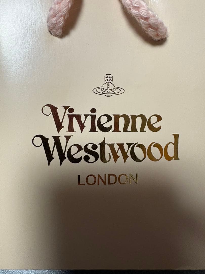 Vivienne Westwood ヴィヴィアン　ピアス