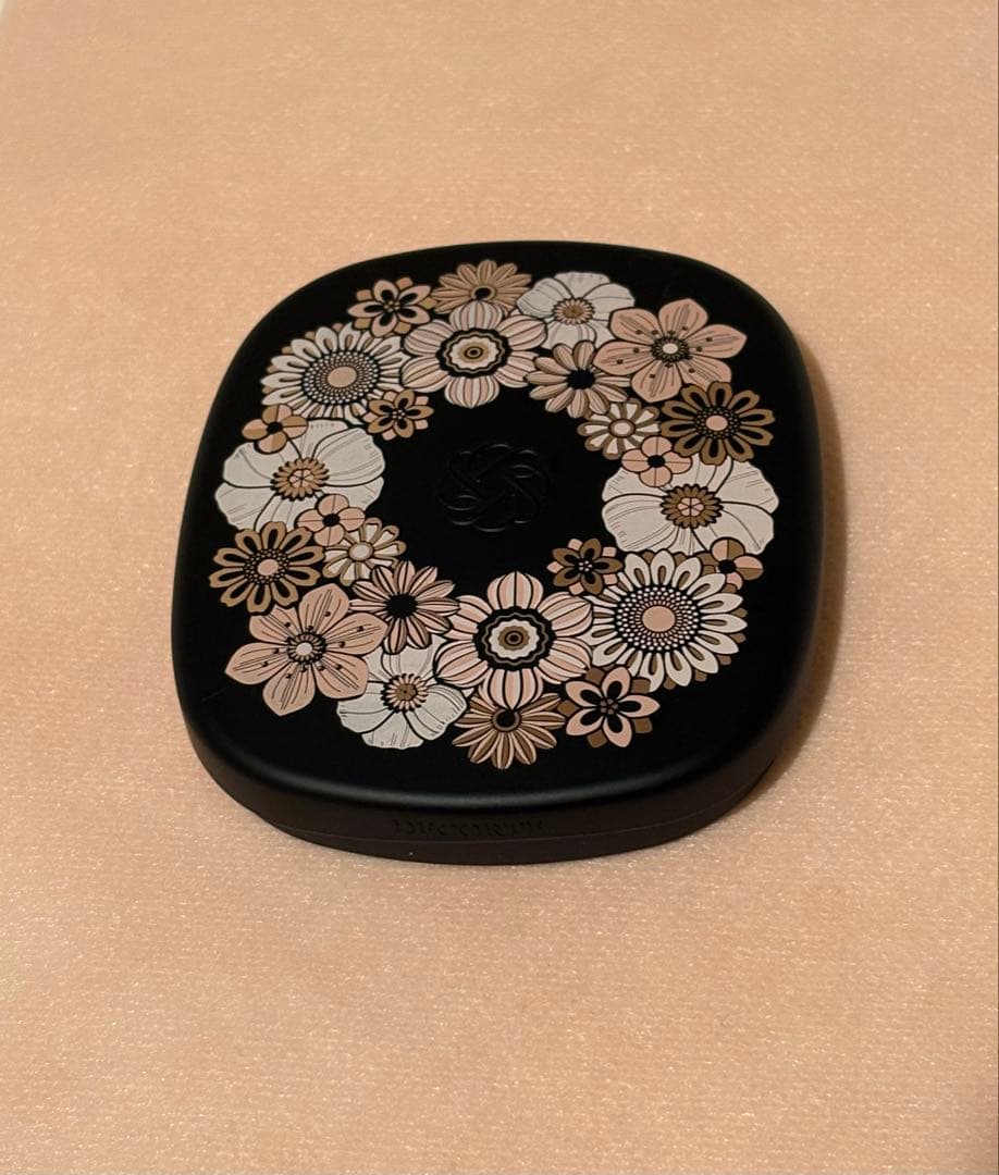 限定品⌘コスメデコルテ クリスマスコフレ 2025 ⌘ アイシャドウのみ❣️