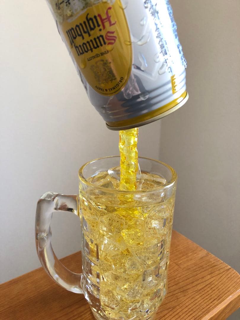 さいたま犬　食品サンプル　持ち上げハイボール　白州