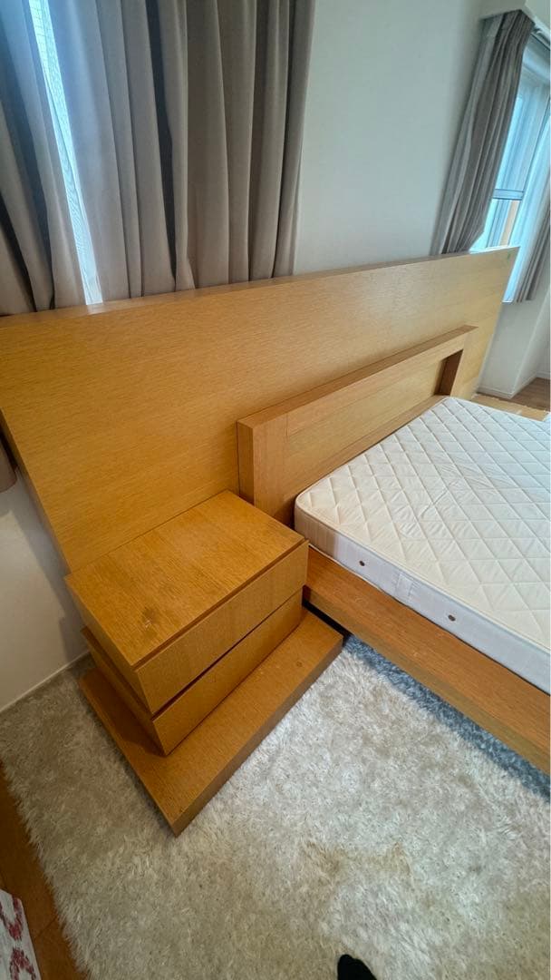 カッシーナ　カトリーヌメミ　リヴゴーシュベット